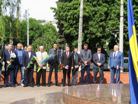 Напередодні Дня пам’яті жертв політичних репресій вшанували тих, хто загинув від діянь тоталітарного режиму