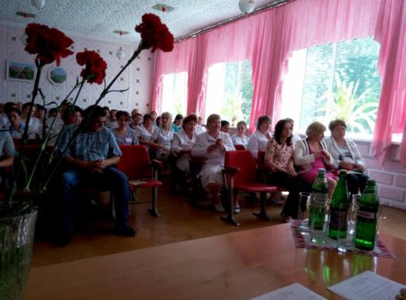 З професійним святом привітали медичних працівників Хмельницького обласного госпіталю ветеранів війни