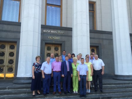 Депутати Хмельницької районної ради побували у Верховній Раді