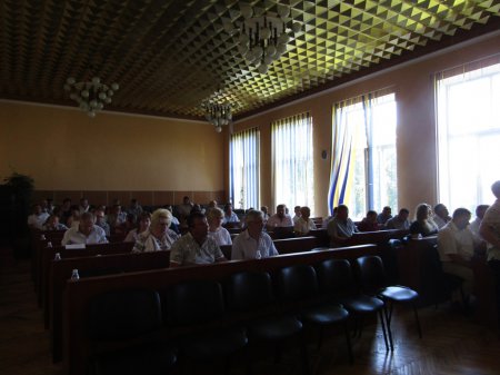 Відбулось пленарне засідання одинадцятої позачергової сесії Хмельницької районної ради
