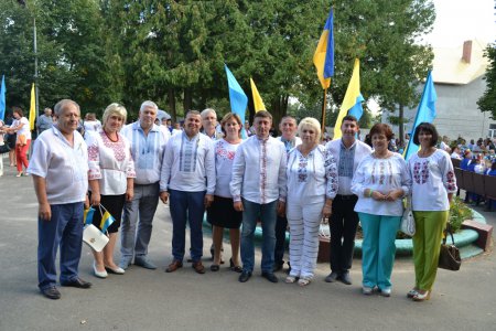 Районні урочистості "Незалежна моя Україна, пишна квітка пленети Земля"