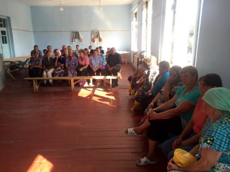 Голова районної ради Юрій Мельник взяв участь у зборах громади села Моломолинці