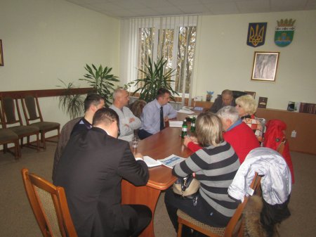 Відбулось засідання тимчасової комісії Хмельницької районної ради з контролю за використанням бюджетних коштів