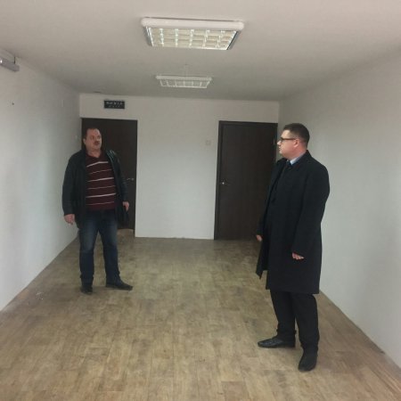 Керівники районної ради перевірили хід проведення капітального ремонту в Іванковецькому ДНЗ