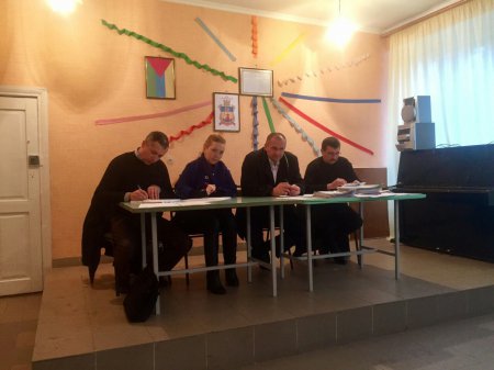 Відбулось друге пленарне  засідання сесії Лісовогринівецької сільської ради в якому взяв участь голова районної ради