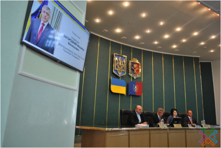 Вісімнадцята сесія обласної ради не завершила своєї роботи. 27 березня депутати продовжать роботу