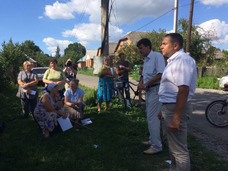 Голова районної ради Юрій Мельник провів звітну зустріч із мешканцями сіл Ружичанка та Карпівці