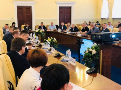 Відповіді на болючі питання у сфері реформування АТУ та медицини дають у Києві (+фото)