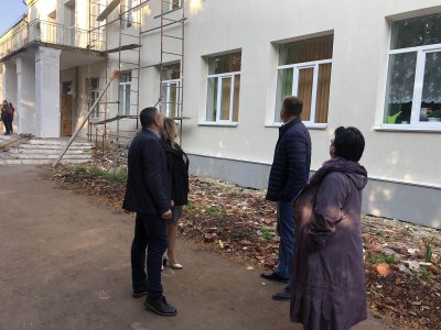 Голова районної ради перевірив хід проведення капітального ремонту будівлі Пироговецького ліцею