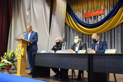 Голова районної ради Олександр Чорнієвич взяв участь у представлені керівників новостворених підрозділів ГУ ДСНС у Хмельницькому районі