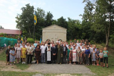 Голова районної ради Олександр Чорнієвич взяв участь у відкриті меморіалу на братській могилі 26-ти вояків Армії Української Народної Республіки